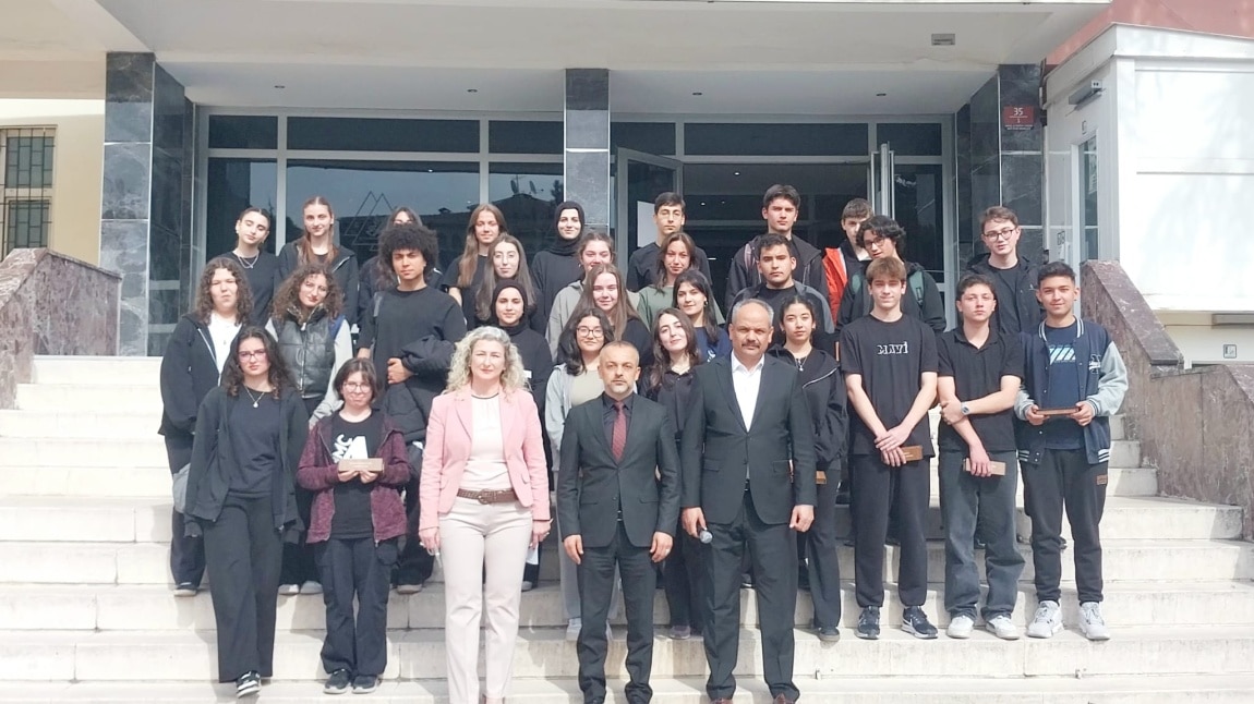 BAŞARININ BU AYKİ YILDIZLARI